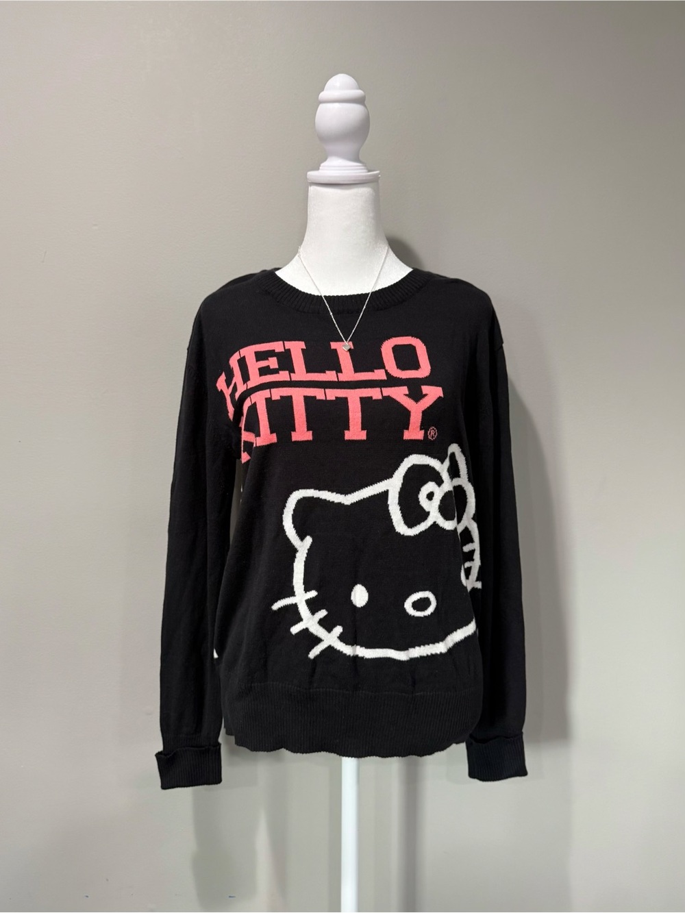 Hello Kitty Y2K Lightweight Black Sweater